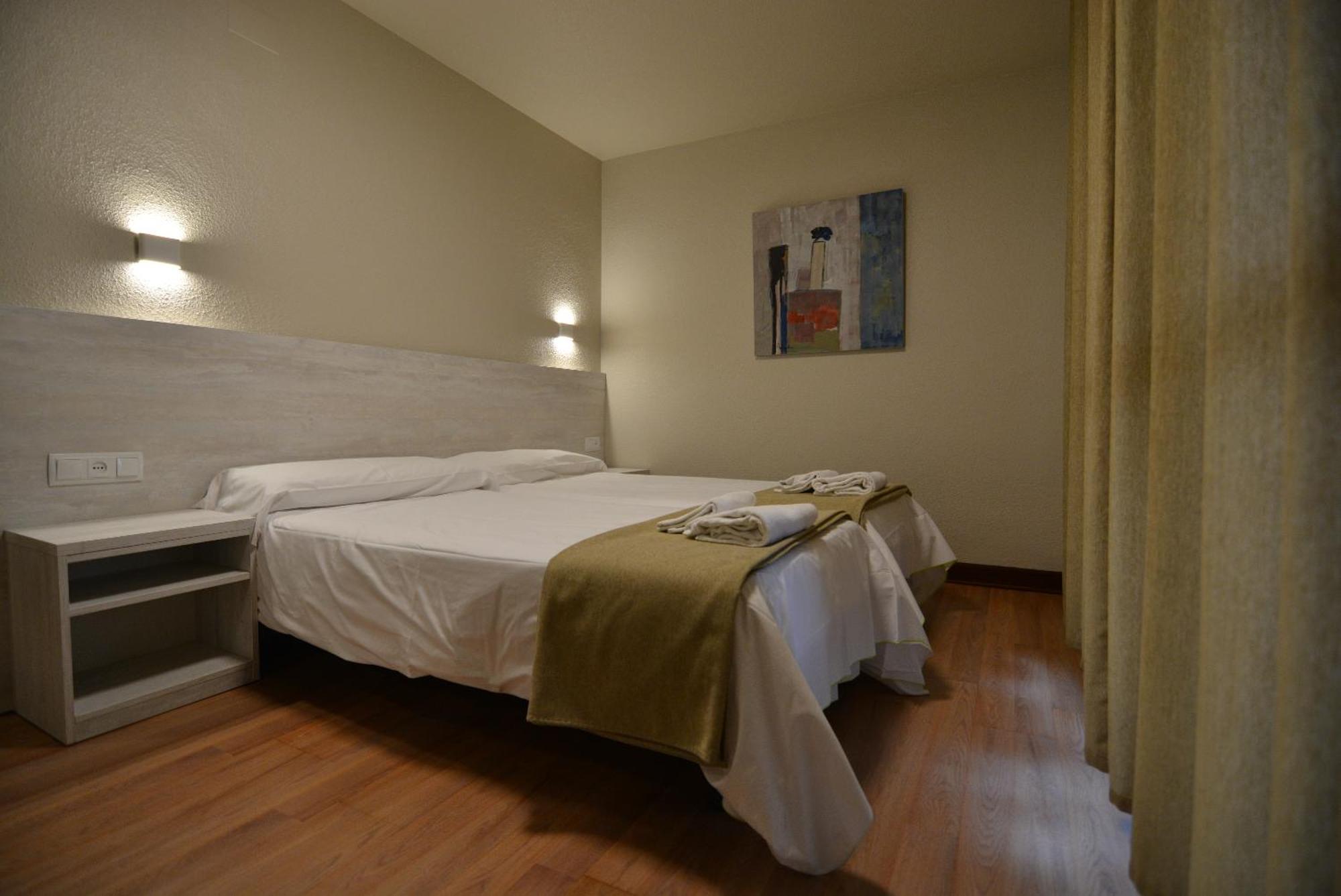 Hotel&Bar Ducay โอลีเต ภายนอก รูปภาพ