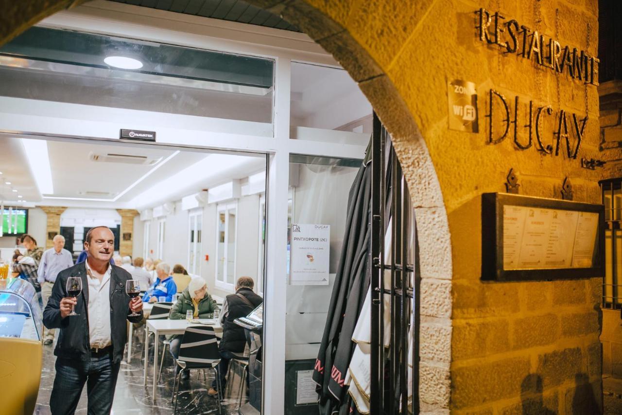 Hotel&Bar Ducay โอลีเต ภายนอก รูปภาพ
